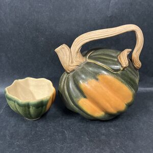 PATRICIA GARRETT Great Impressions Pottery ACORN SQUASH Teapot &Teacup 1990s HTF